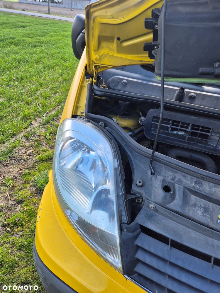 Renault Trafic - 8