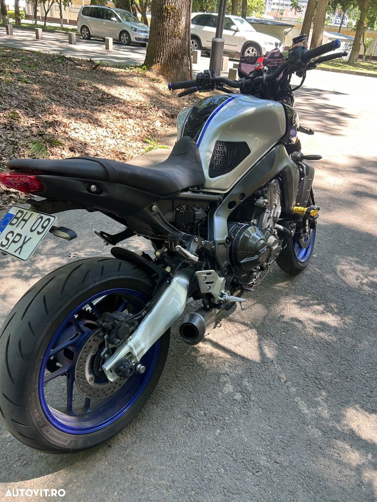 Yamaha MT-09 SP - 8