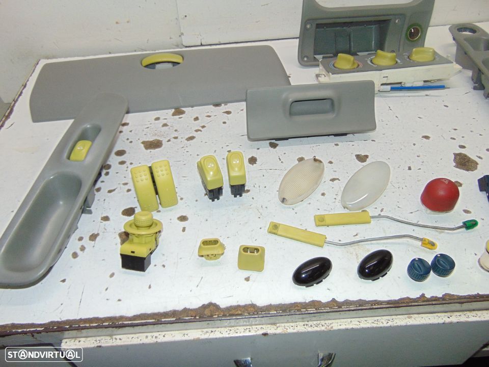 Renault twingo várias pequenas peças - 9