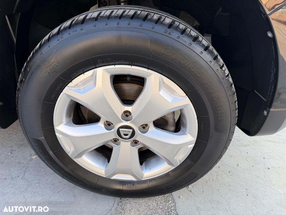 Dacia Duster 1.5 dCi 4x2 Prestige - 11