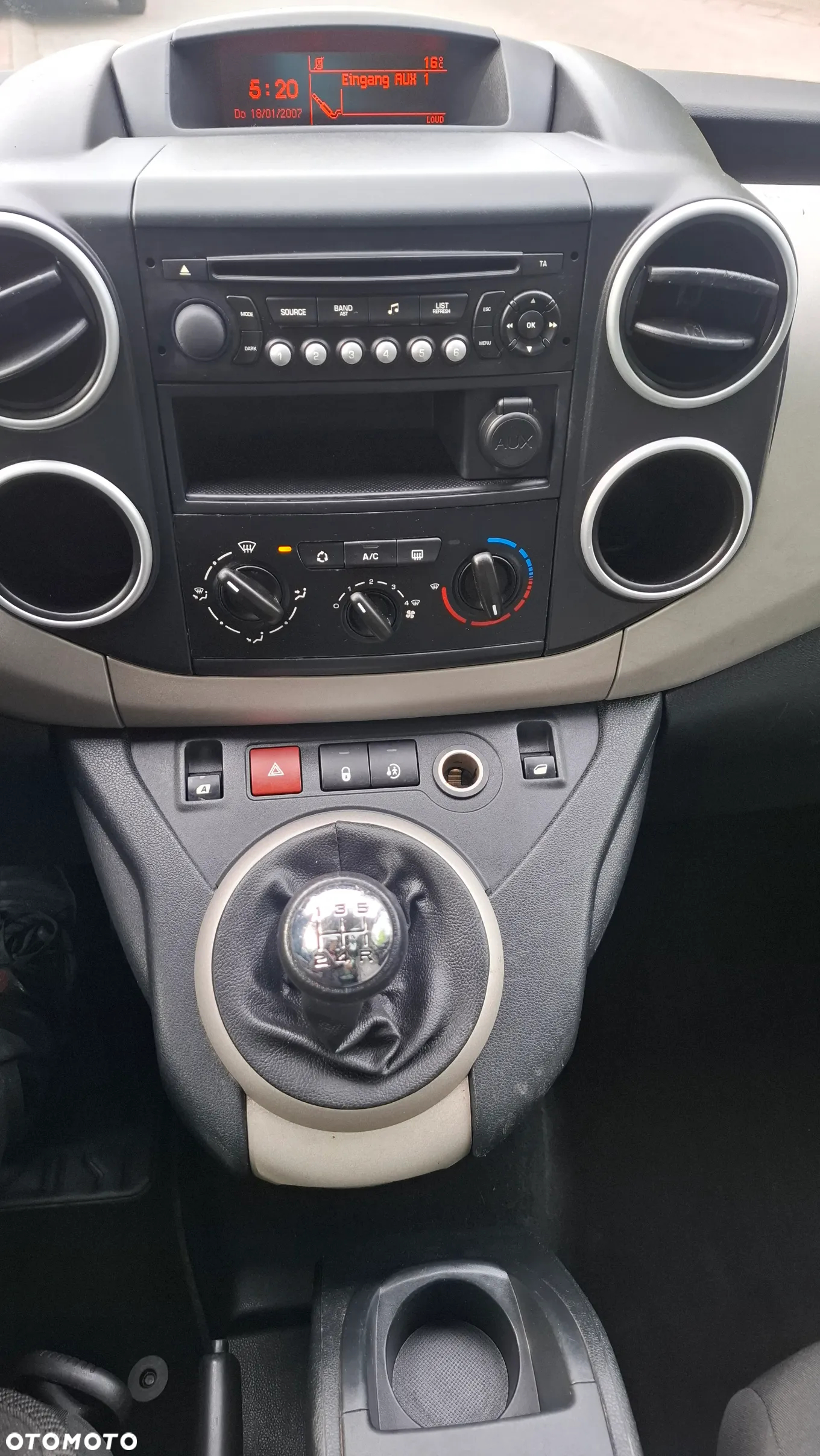 Peugeot Partner Tepee HDi FAP 110 Tendance mit Familien-Paket - 14