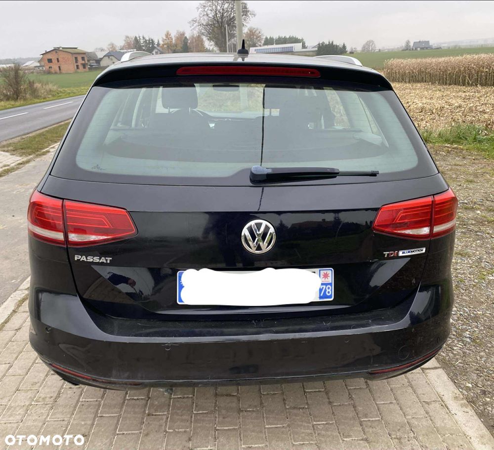 Volkswagen Passat Variant 1.6 TDI SCR DSG - 5
