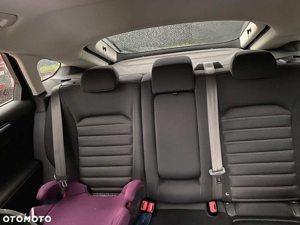 Ford Mondeo - 8