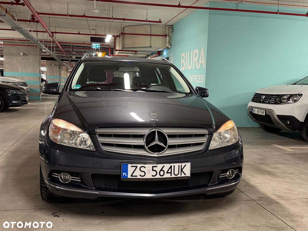 Mercedes-Benz Klasa C 250 CGI Automatik BlueEFFICIENCY Avantgarde - 7
