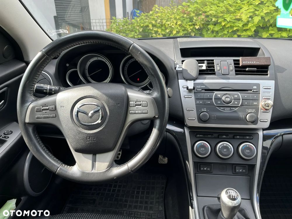 Mazda 6 - 8
