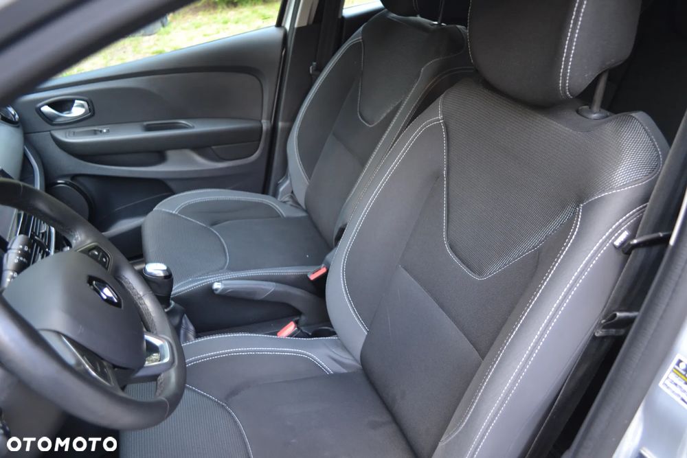 Renault Clio - 15