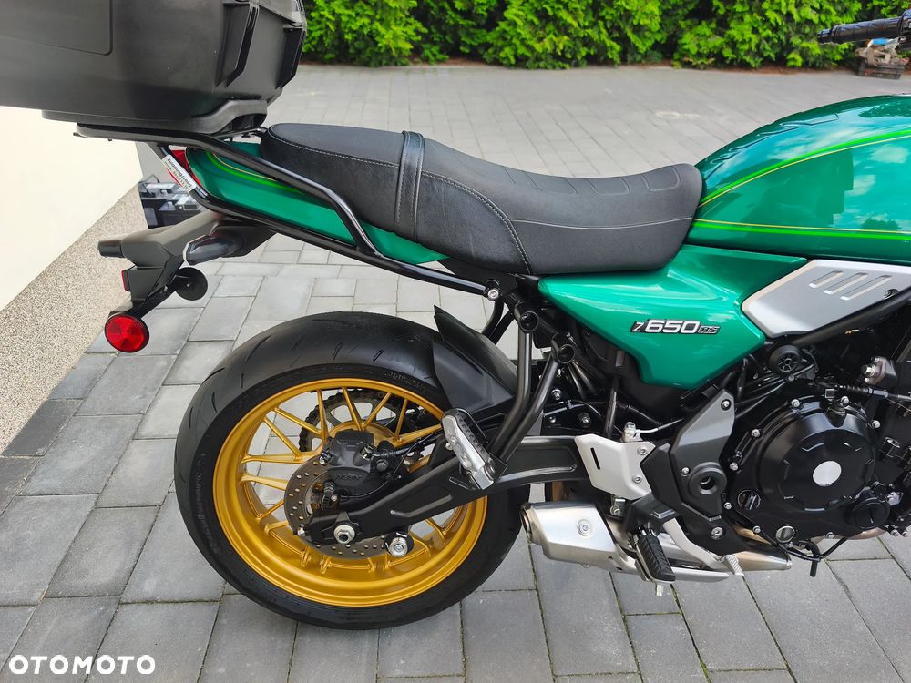Kawasaki Z 650 RS - 17