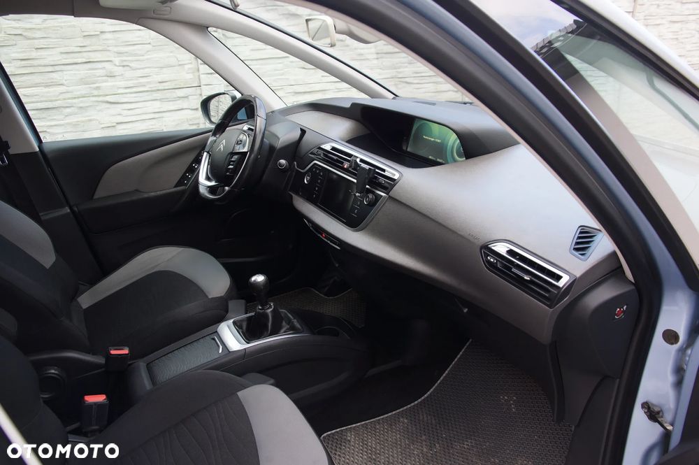 Citroën C4 Grand Picasso e-HDi 115 Intensive - 17