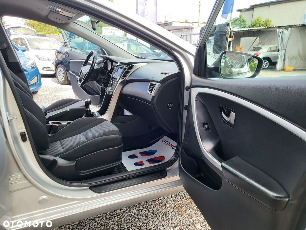 Hyundai i30 - 19