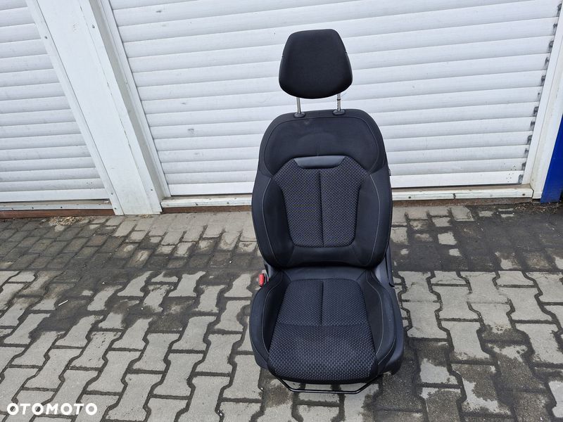 RENAULT KADJAR FOTEL KIEROWCY LEWY PRZÓD PRZEDNI UK - 1