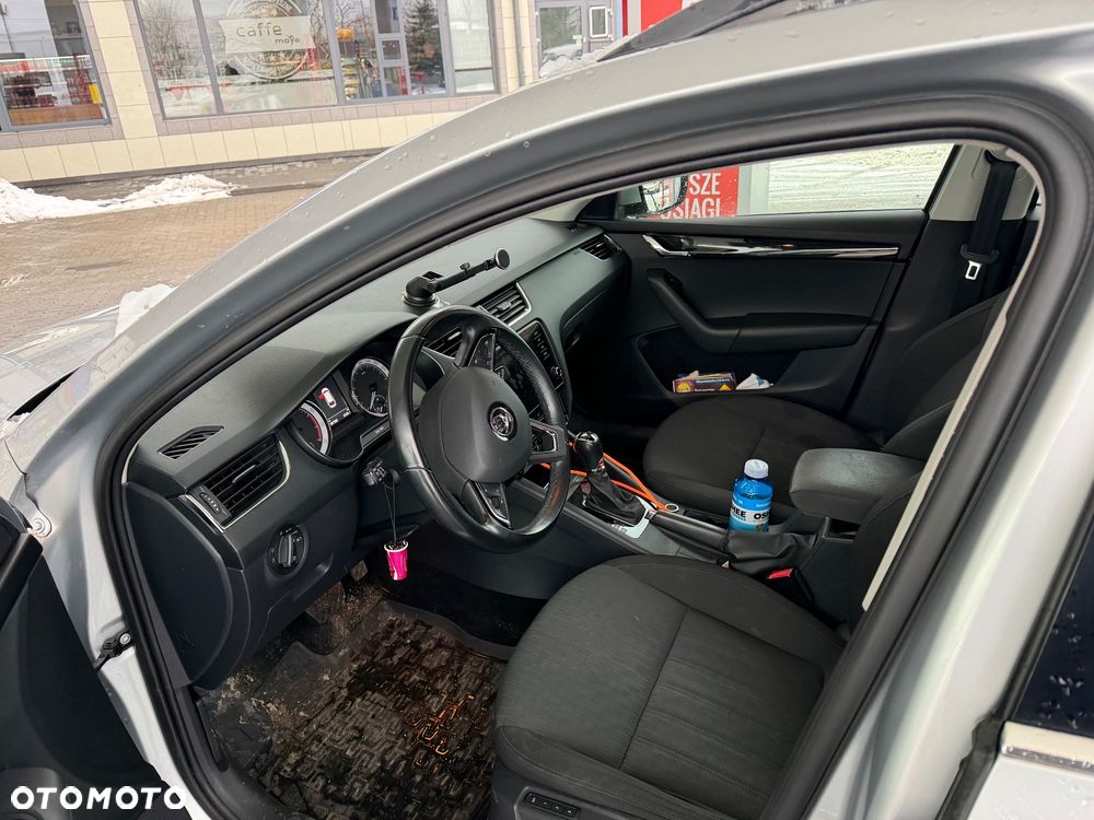 Skoda Octavia 2.0 TSI Style DSG - 6