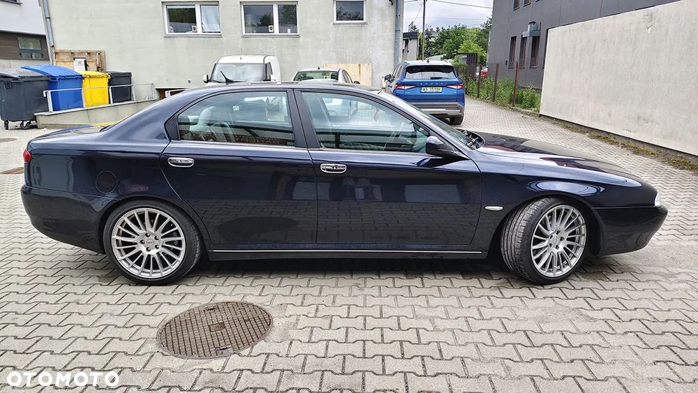 Alfa Romeo 166 - 2