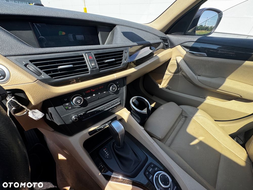 BMW X1 - 11