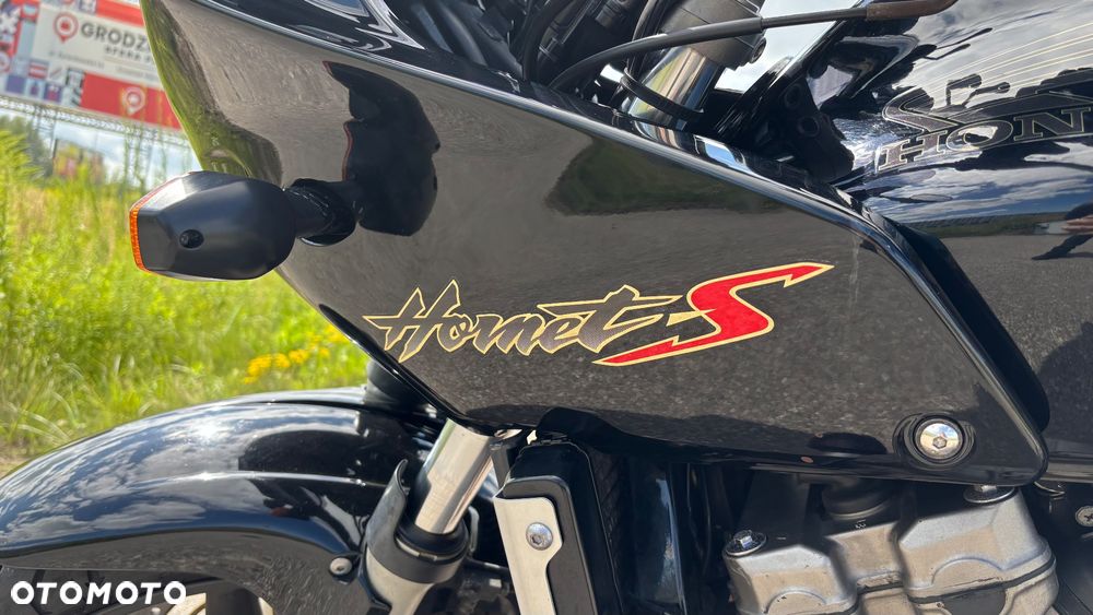 Honda Hornet - 8
