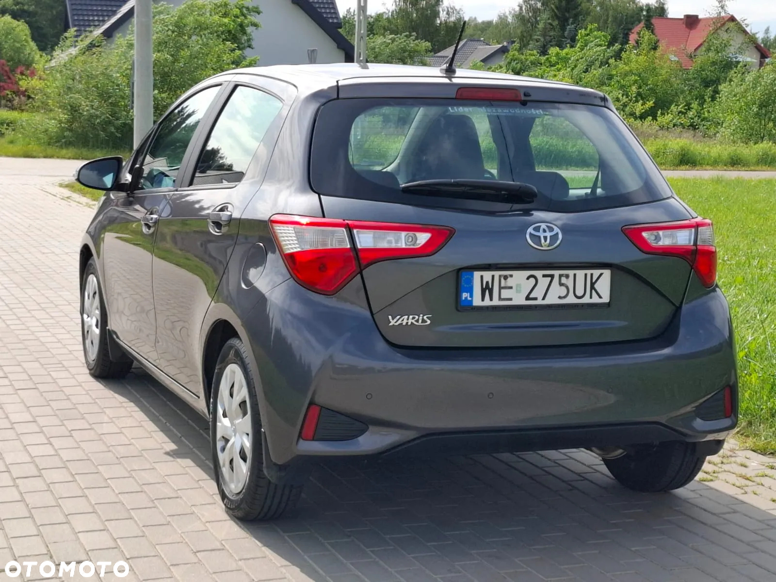 Toyota Yaris 1.0 Premium - 5