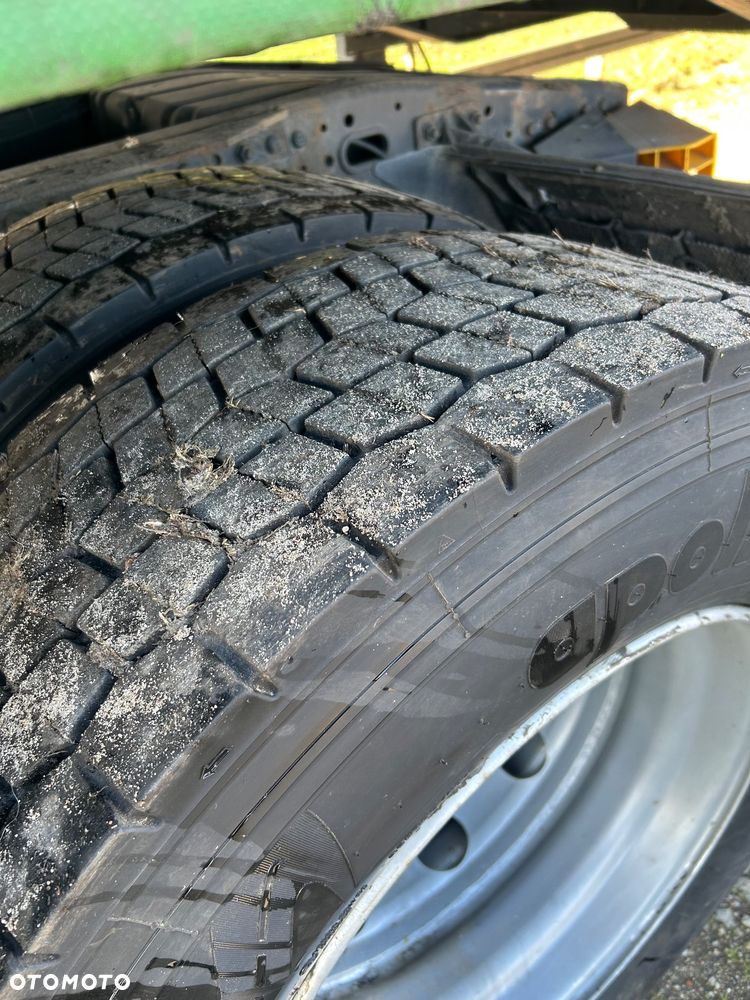 Iveco Stralis hi-way - 4