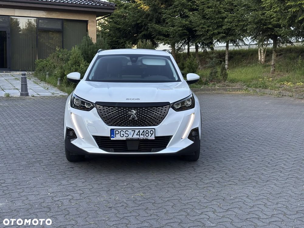 Peugeot 2008 BlueHDi 100 STOP & START Allure - 4