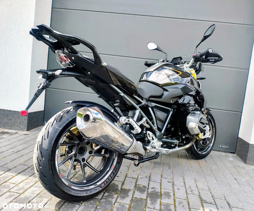BMW R - 6