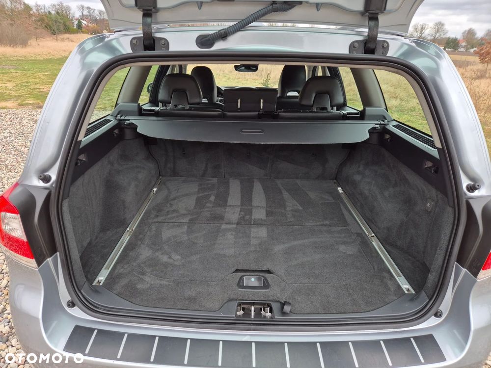 Volvo V70 D4 Momentum - 9