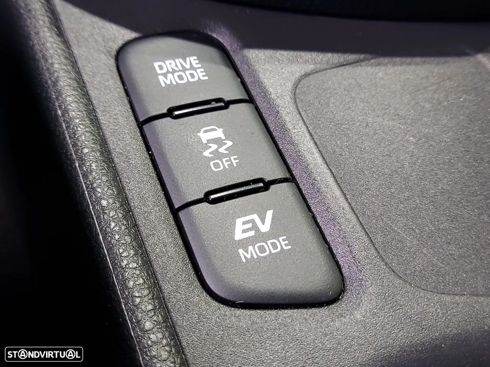 Toyota Yaris Cross 1.5 HDF Comfort - 24