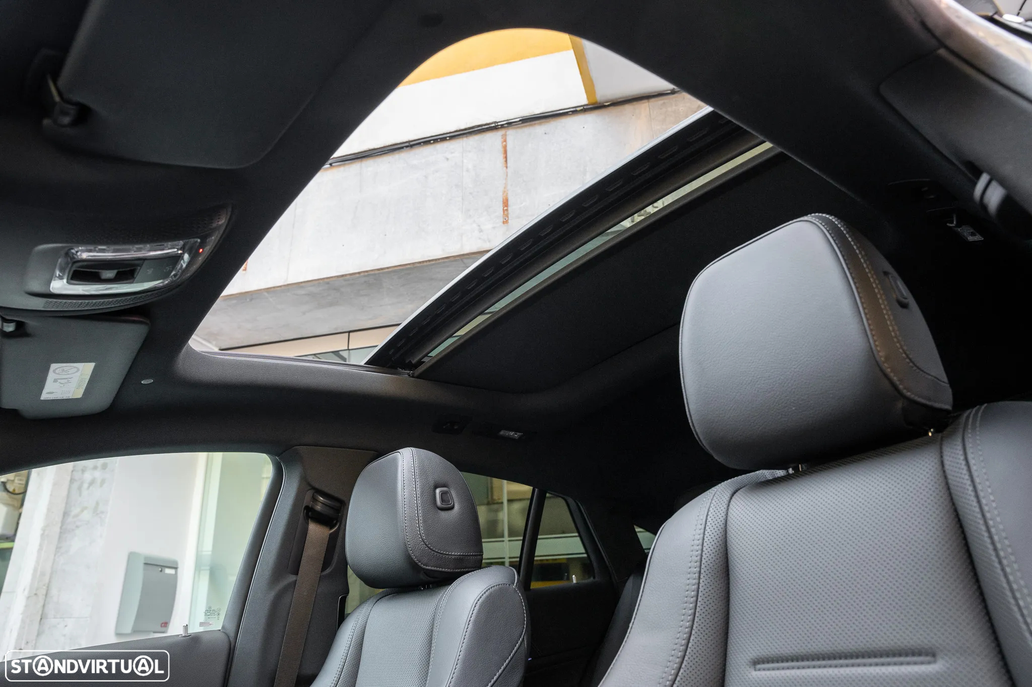 Mercedes-Benz GLE 400 d 4Matic 9G-TRONIC AMG Line - 10