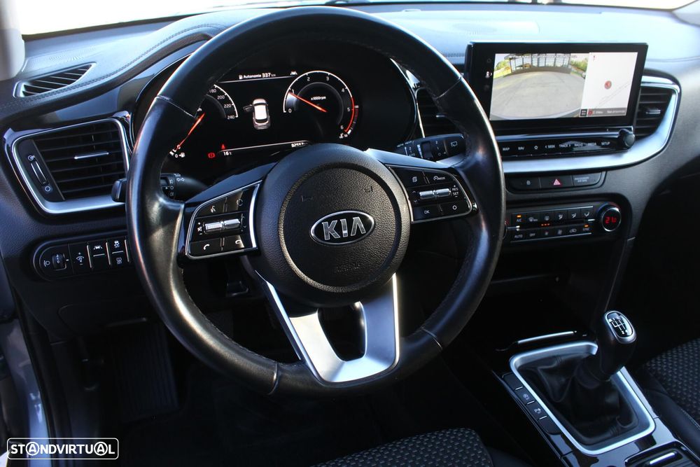 Kia XCeed 1.6 CRDi Tech - 8