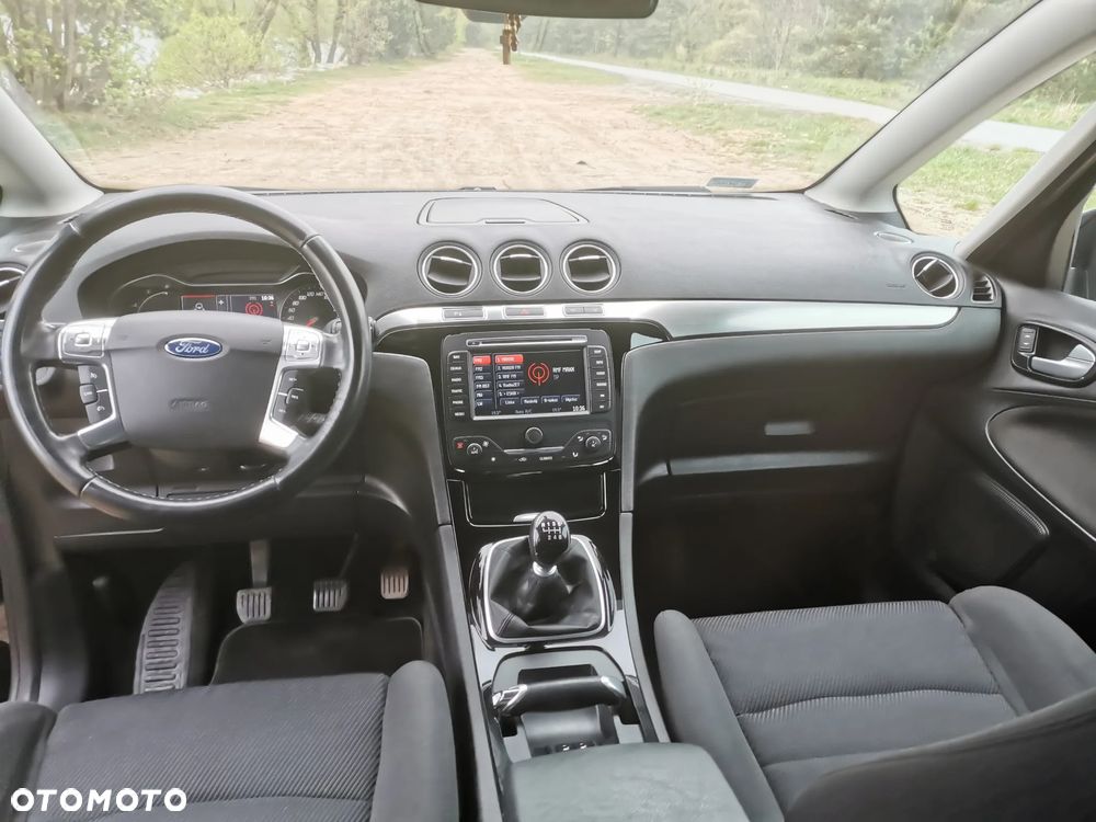 Ford S-Max 2.0 TDCi DPF Titanium - 17