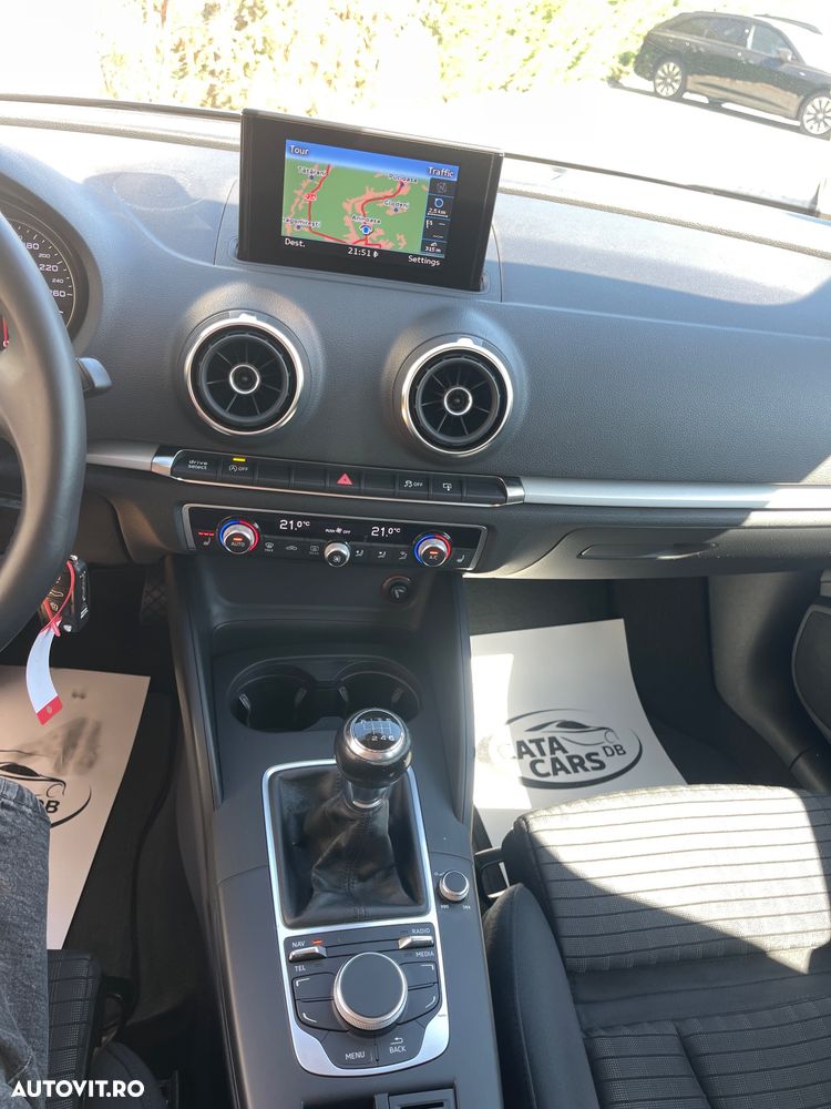 Audi A3 2.0 TDI (clean diesel) Attraction - 33