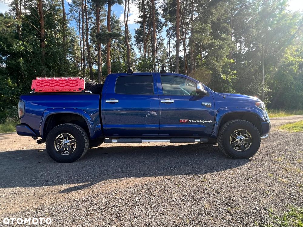 Toyota Tundra - 10