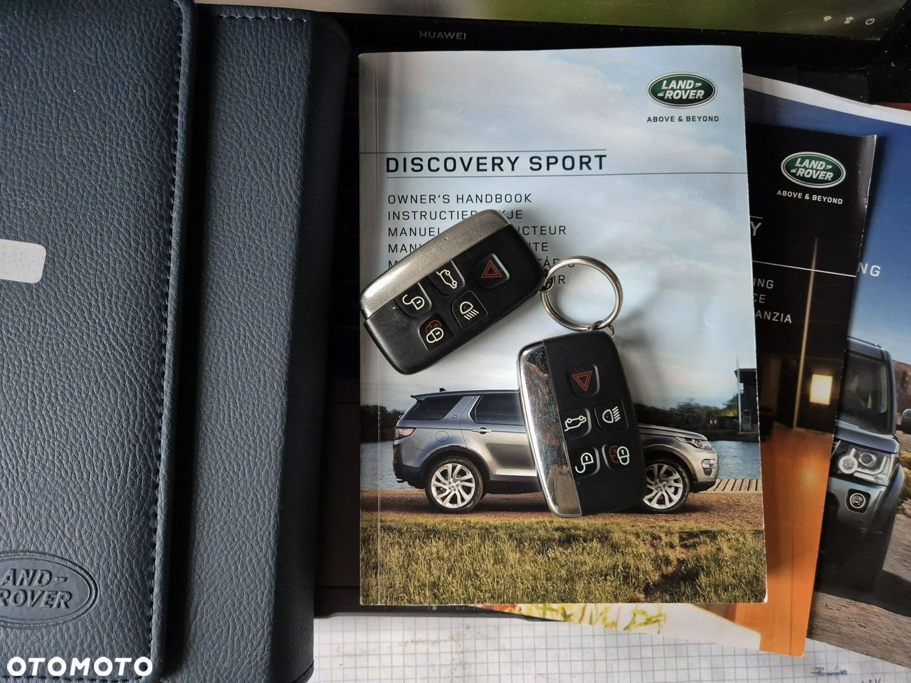 Land Rover Discovery Sport 2.0 TD4 HSE Luxury - 33