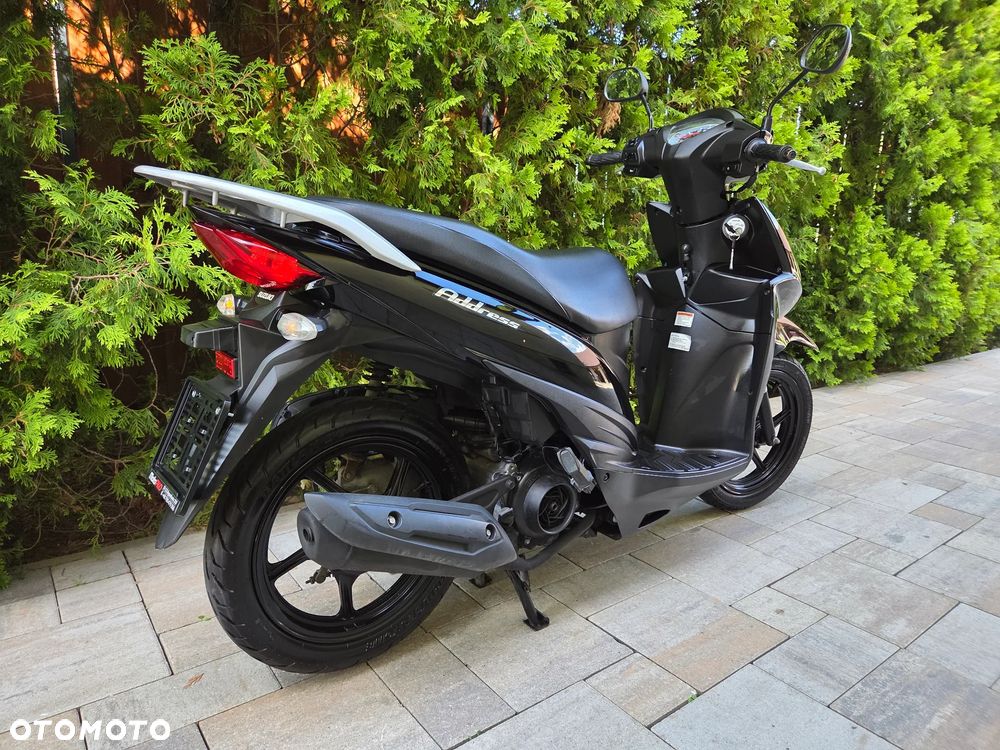 Suzuki Address - 3