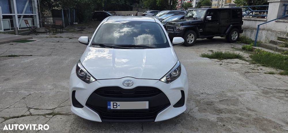 Toyota Yaris 1.0 L Eco - 2