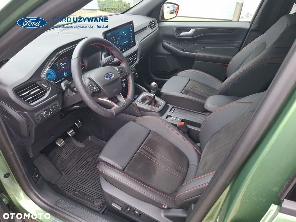 Ford Kuga - 17