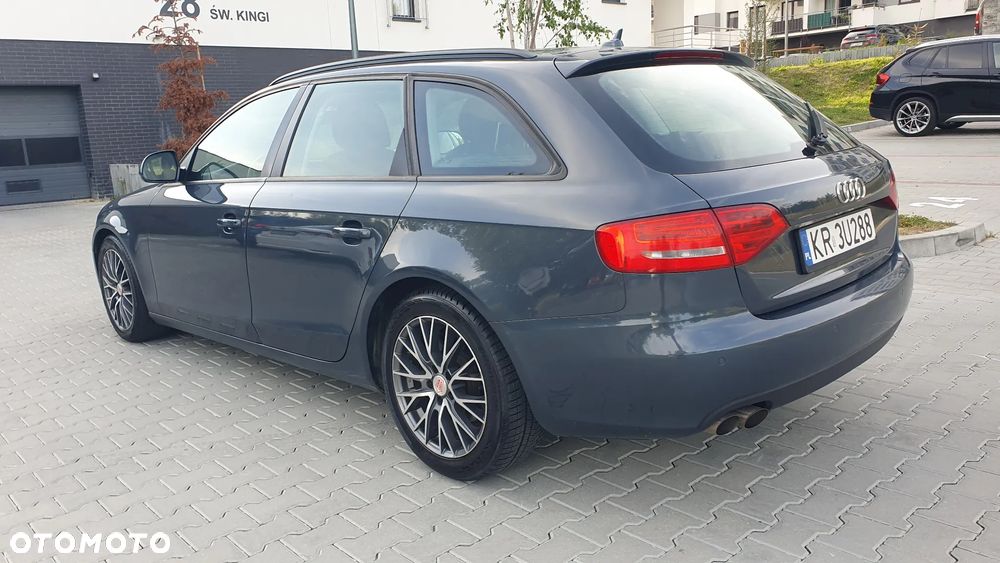 Audi A4 Avant - 7