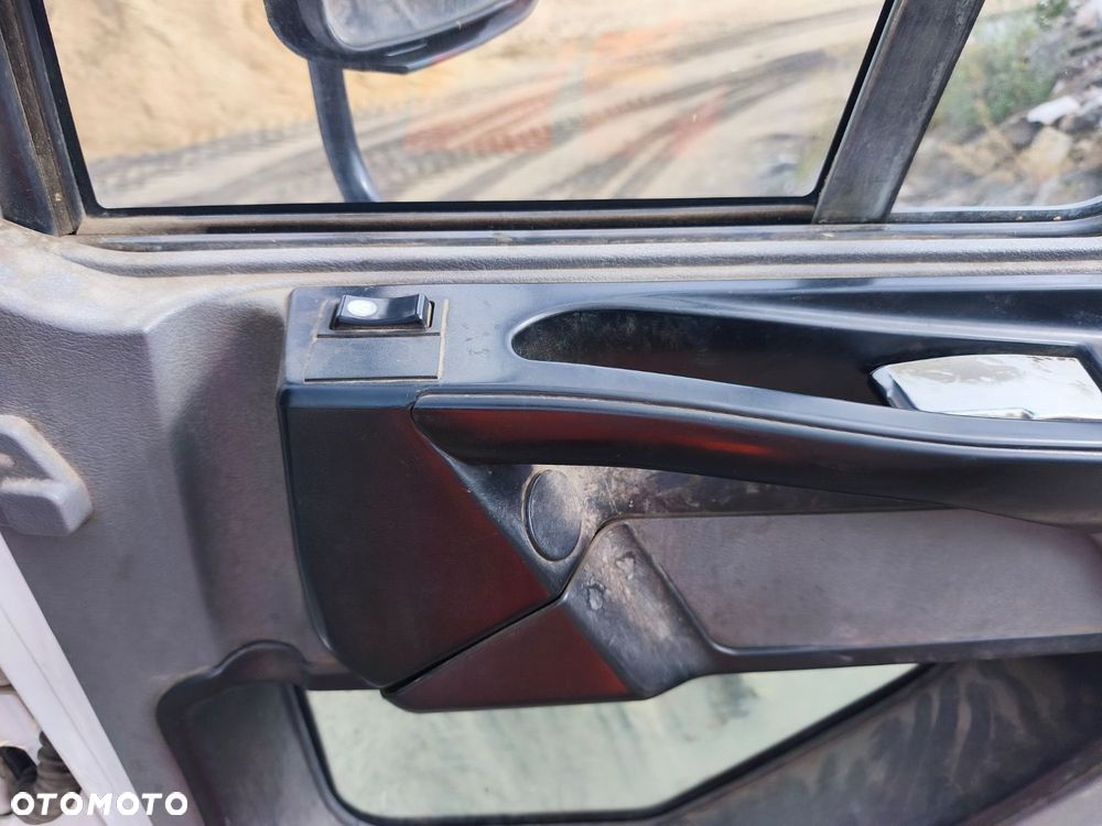 Renault PREMIUM - 18