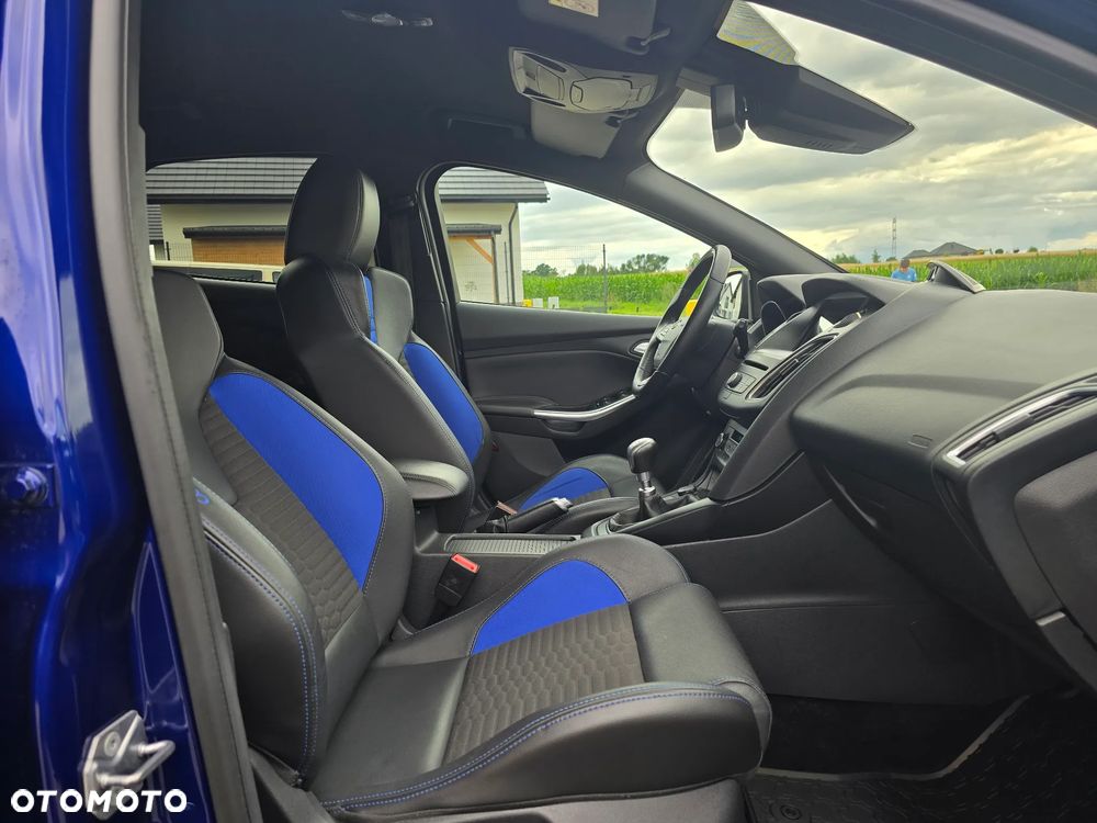 Ford Focus 2.0 EcoBoost ST mit Leder-Exclusiv-Paket - 27