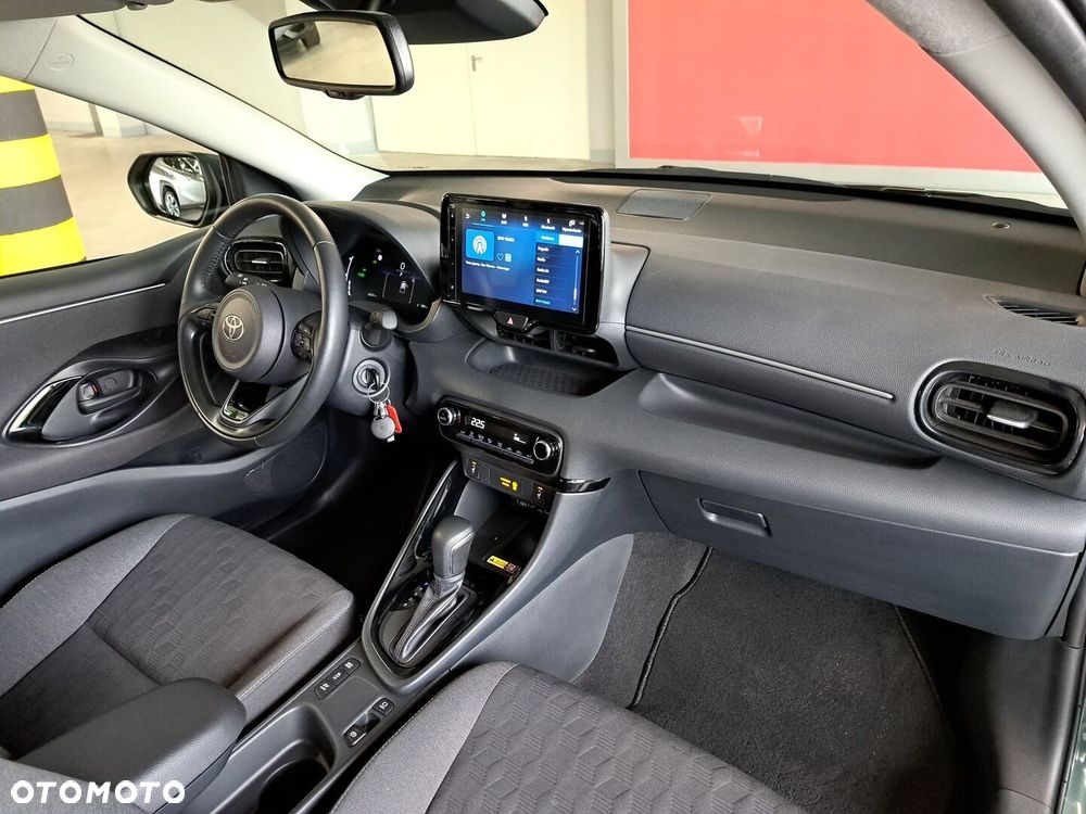 Toyota Yaris Hybrid 1.5 Style - 17