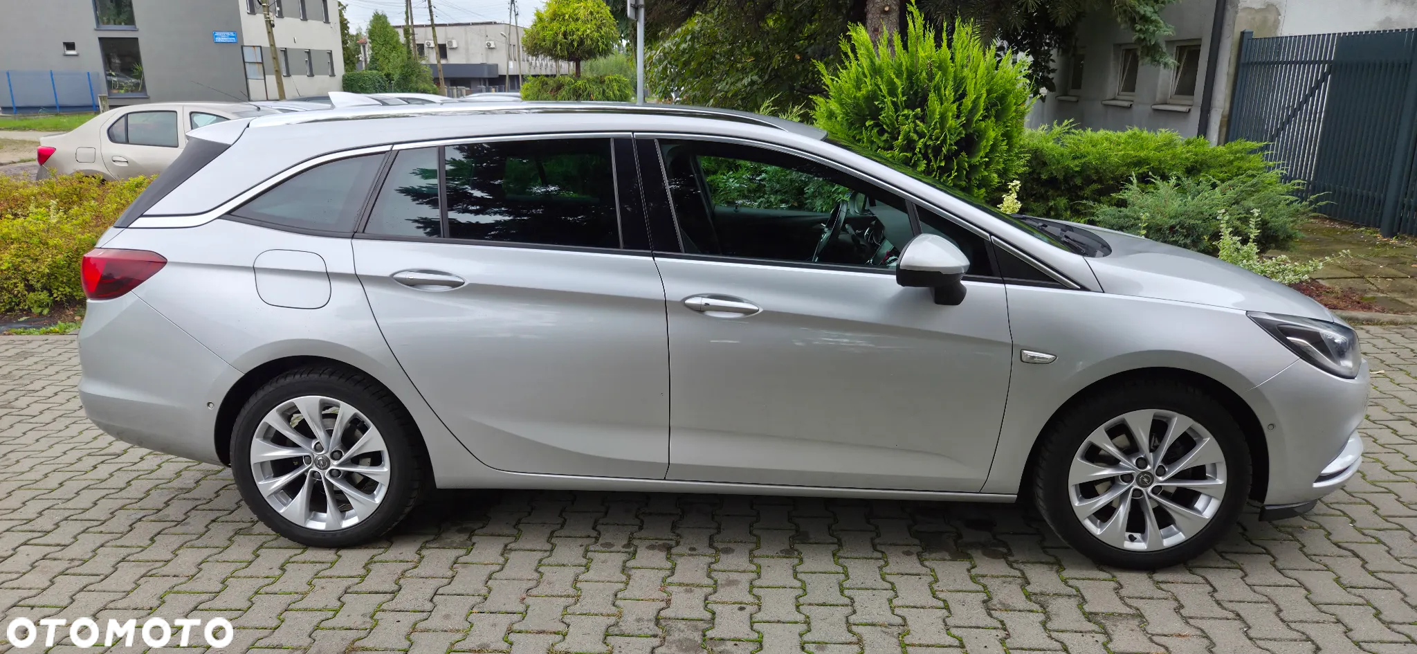 Opel Astra V 1.4 T Elite - 3