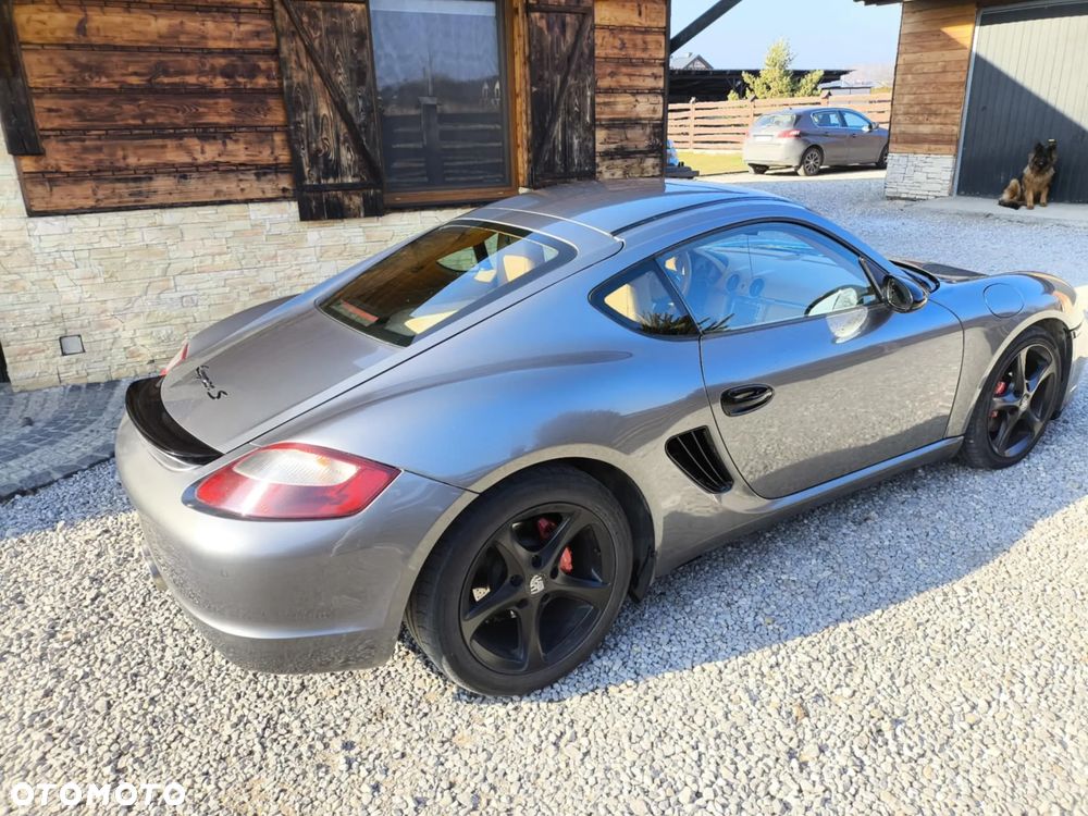Porsche Cayman S - 11
