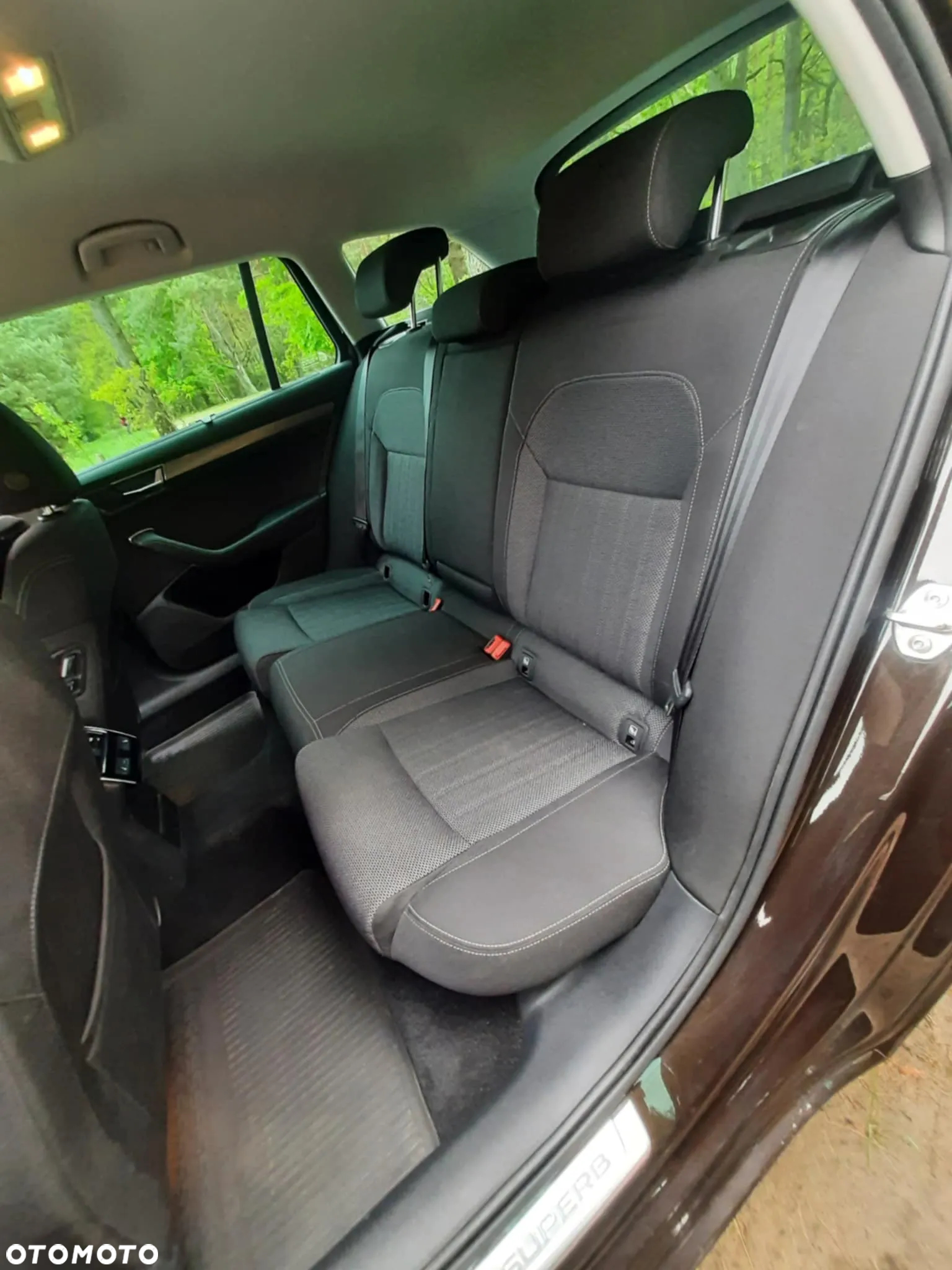 Skoda Superb 2.0 TDI Style DSG - 9