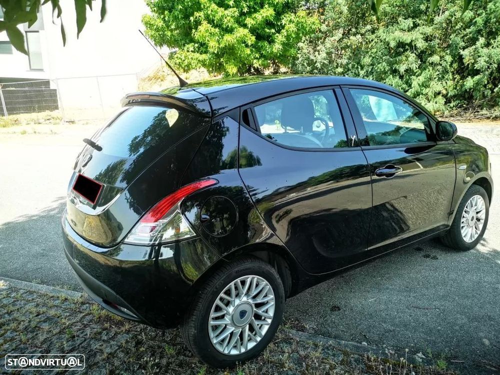 Lancia Ypsilon 1.2 S&S Gold - 4