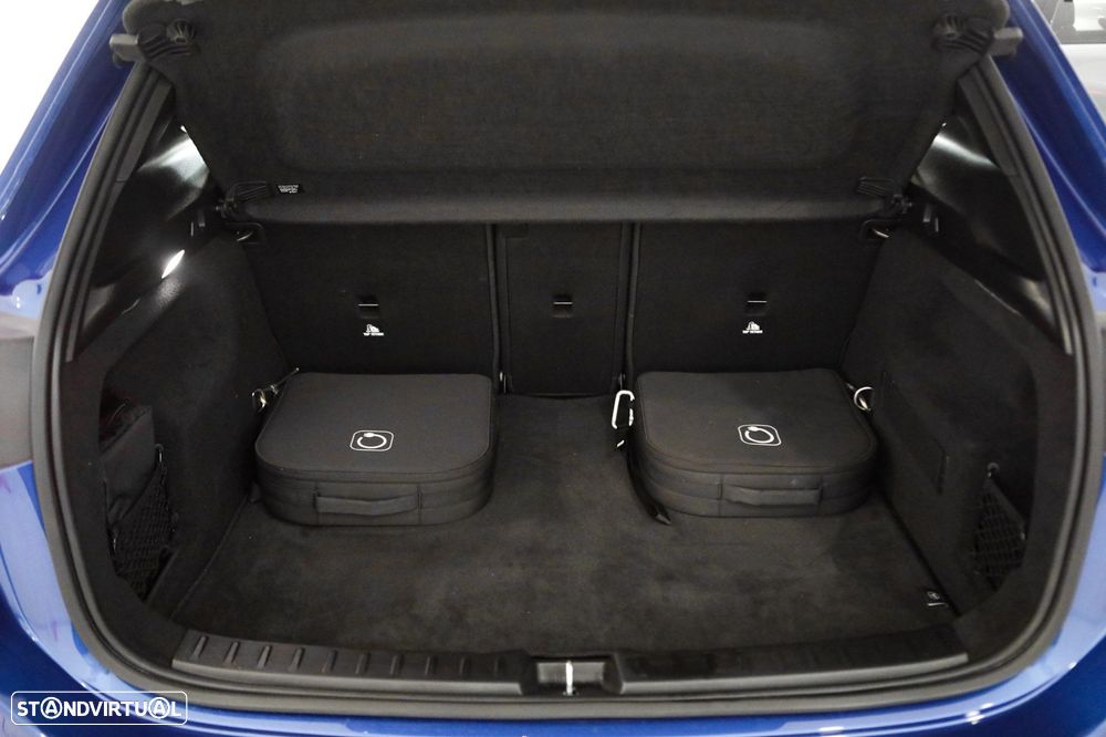 Mercedes-Benz GLA 250 e AMG Line - 11