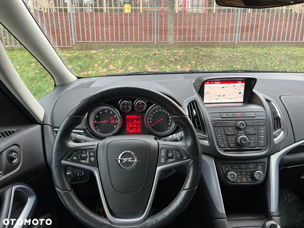 Opel Zafira 1.4 T Cosmo - 18