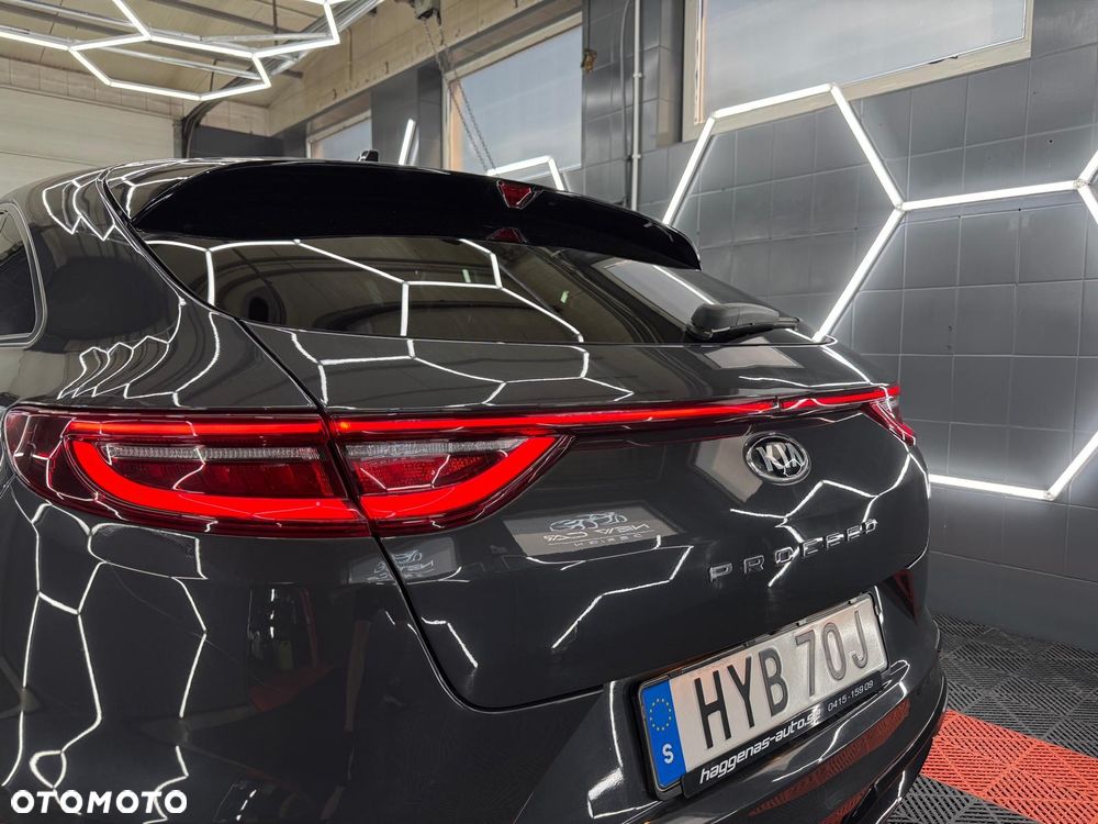 Kia ProCeed 1.4 T-GDI DCT7 OPF GT LINE - 11