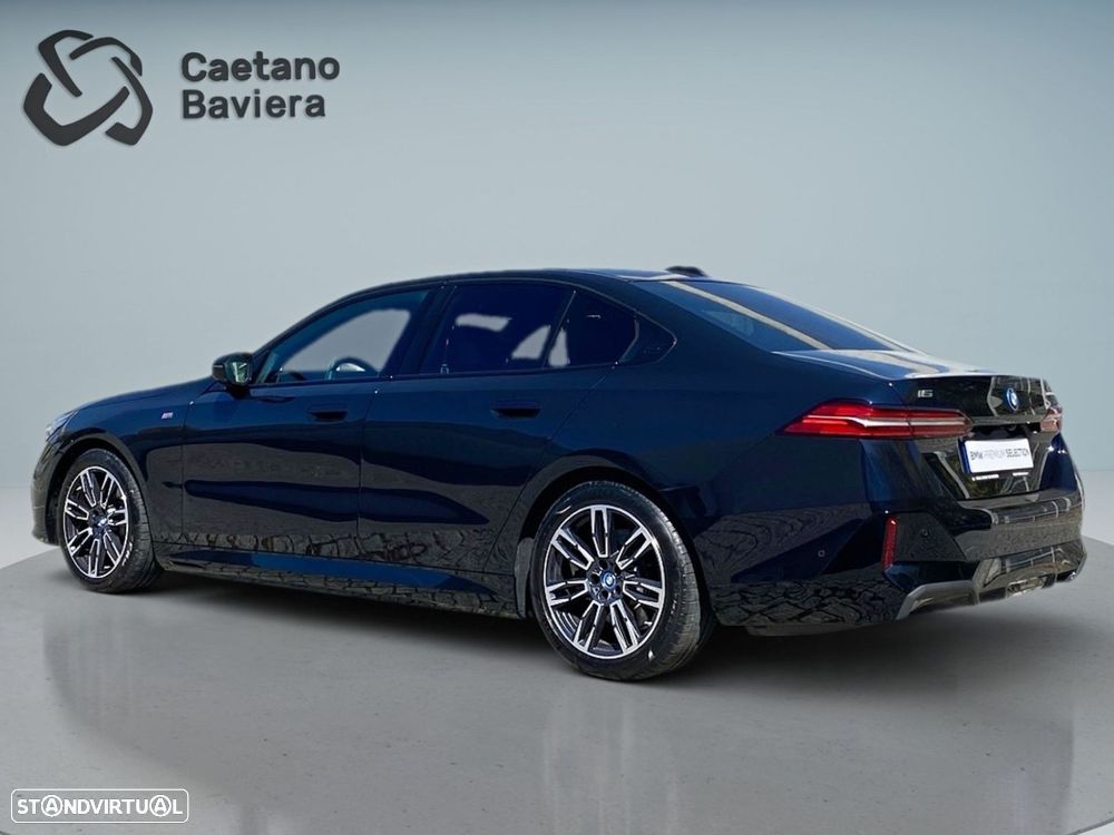 BMW i5 eDrive40 Pack Desportivo M - 28