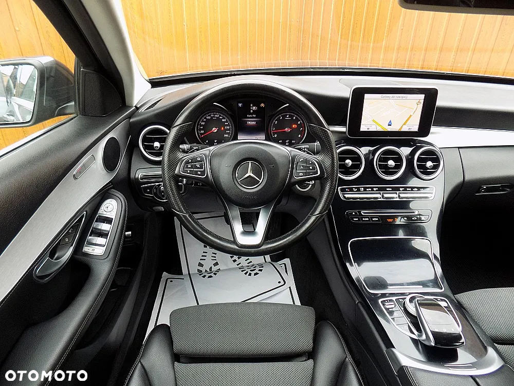 Mercedes-Benz Klasa C 180 T 7G-TRONIC Avantgarde - 17