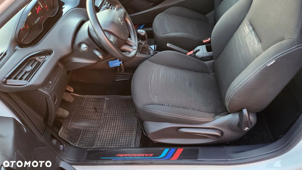 Peugeot 208 68 VTI Active - 5