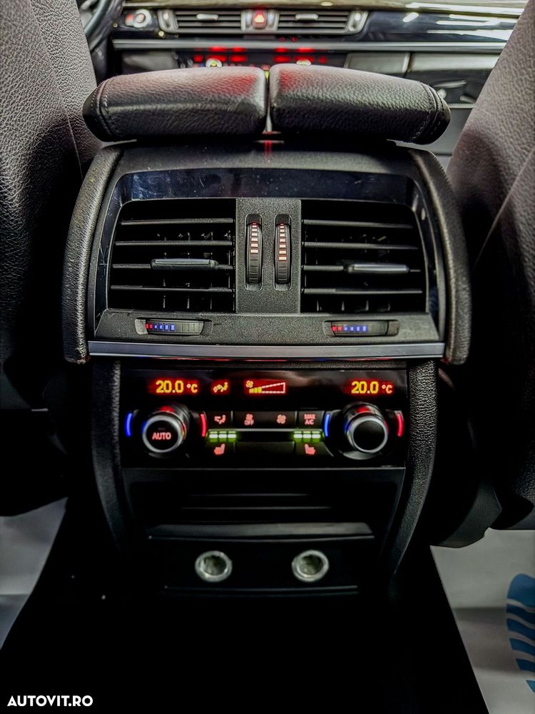 BMW X5 xDrive35i - 24