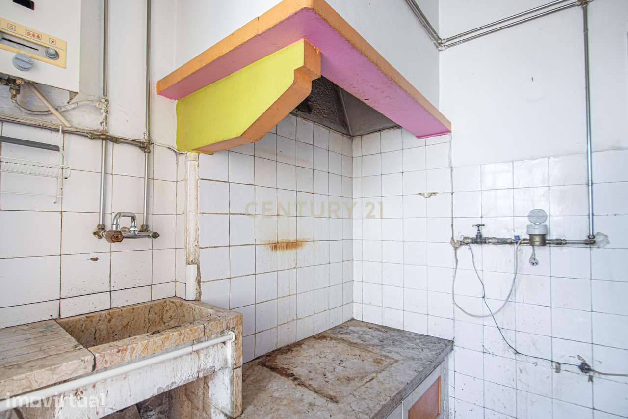 Apartamento T2 na Amadora - Grande imagem: 4/19