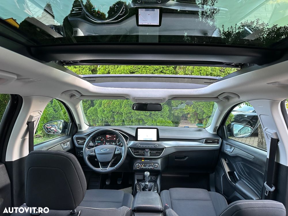 Ford Focus 2.0 EcoBlue Start-Stopp-System TITANIUM X - 18